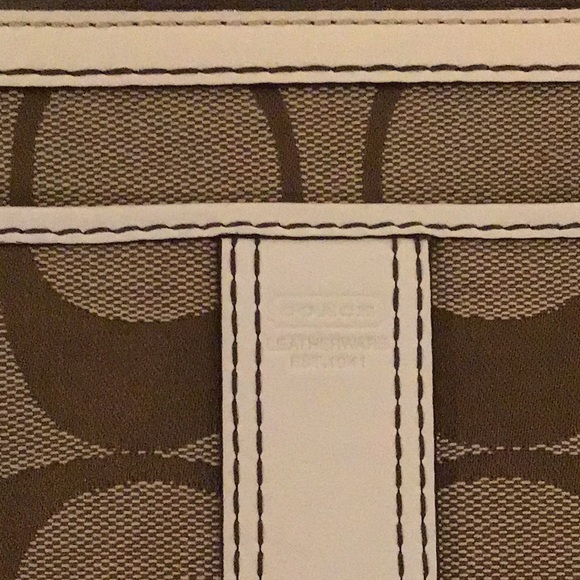 Coach purse - Picture 3 of 5